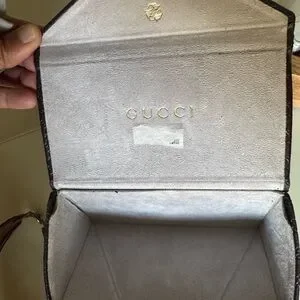 Gucci Brown Sunglasses with Silver Chain Detail Gucci | Accessories | Gucci Brown Sunglasses With Silver  main image 2